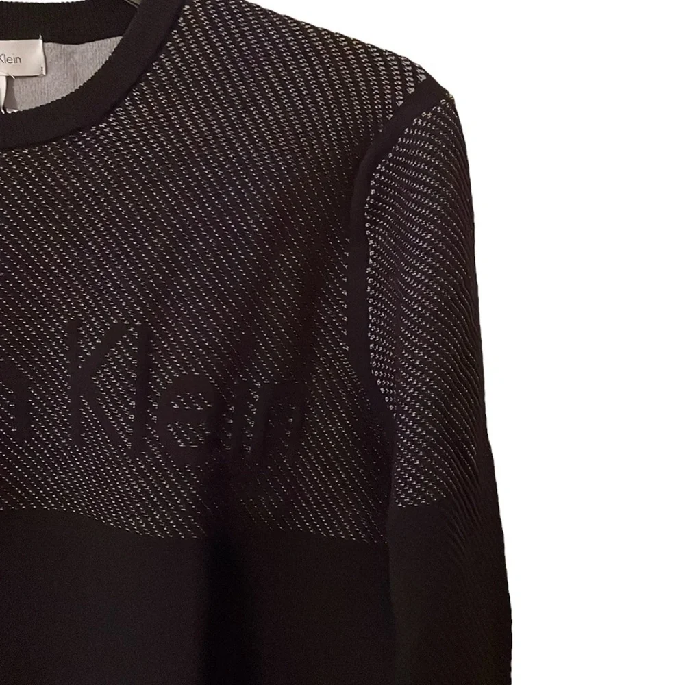 Calvin Klein Black Logo Crewneck Pullover‎ Slim Fit Sweater Mens Size M